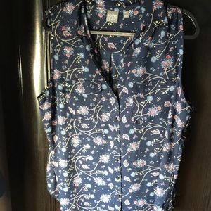 Soho NY & Co sleeveless blouse